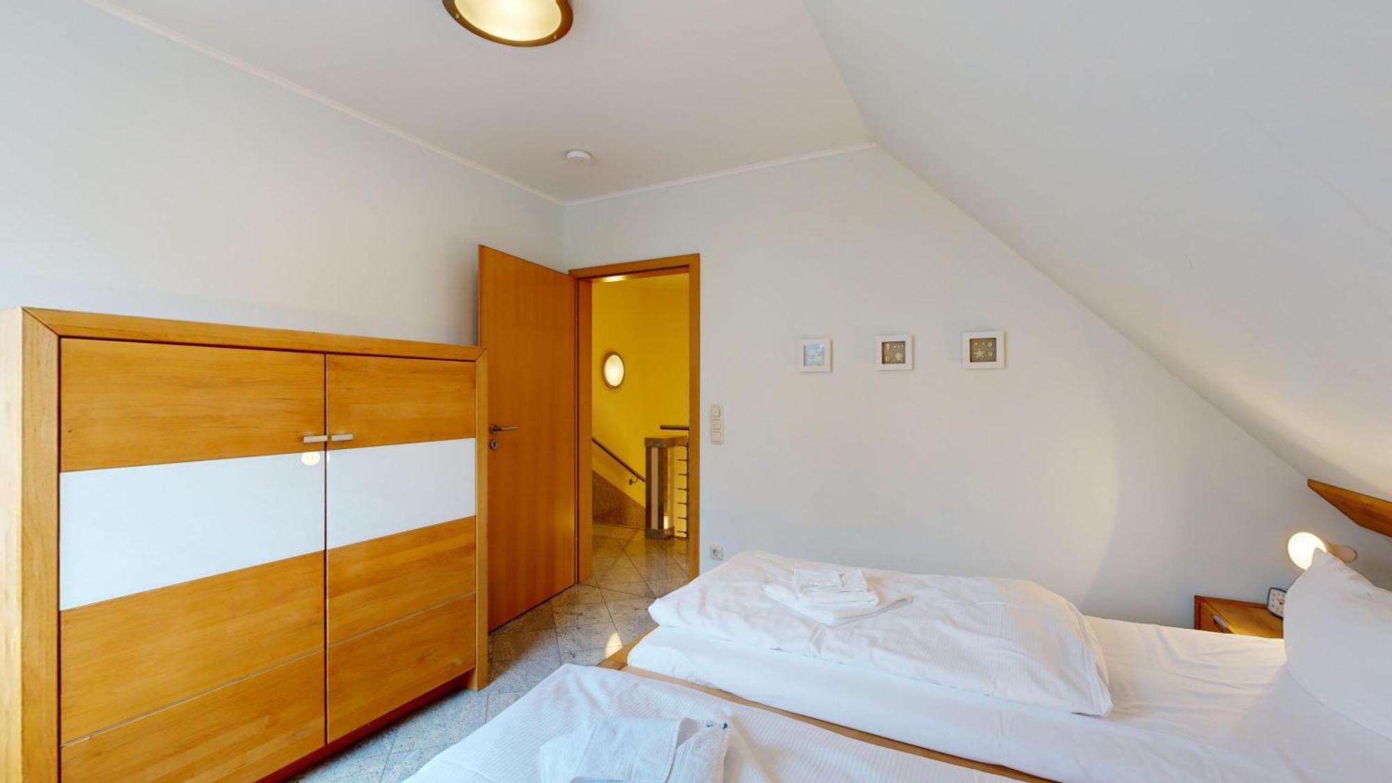 Strandnahes Ferienhaus Mit Terrasse, Strandamsel, Остзебад Бинц Екстериор снимка